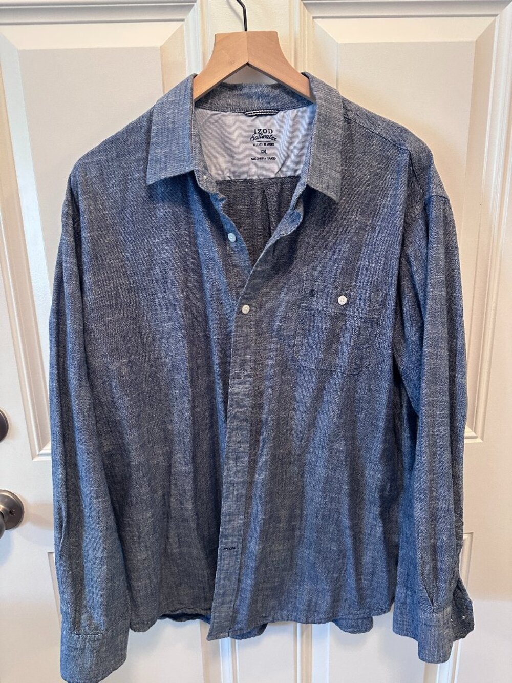 IZOD Men's Chambray Shirt